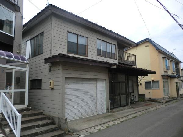 五所川原市字幾世森の中古一戸建て