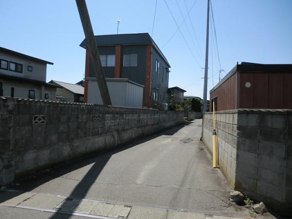 弘前市大字堅田３丁目の土地