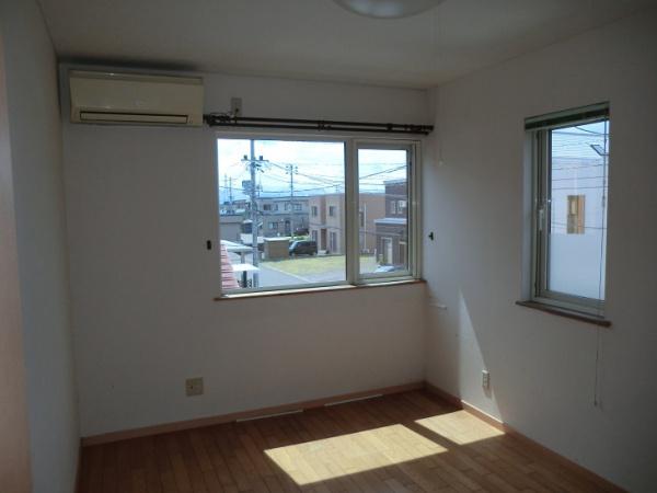 黒石市末広の中古一戸建て
