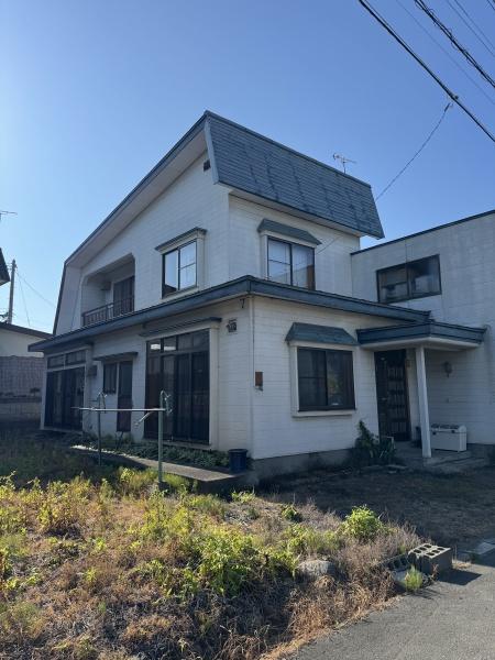 弘前市大字城南４丁目の中古一戸建て