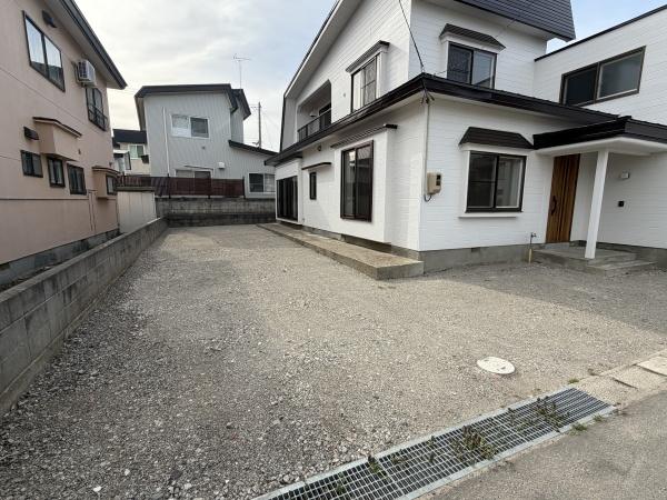 弘前市大字城南４丁目の中古一戸建て