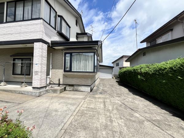 弘前市大字外瀬１丁目の中古一戸建て