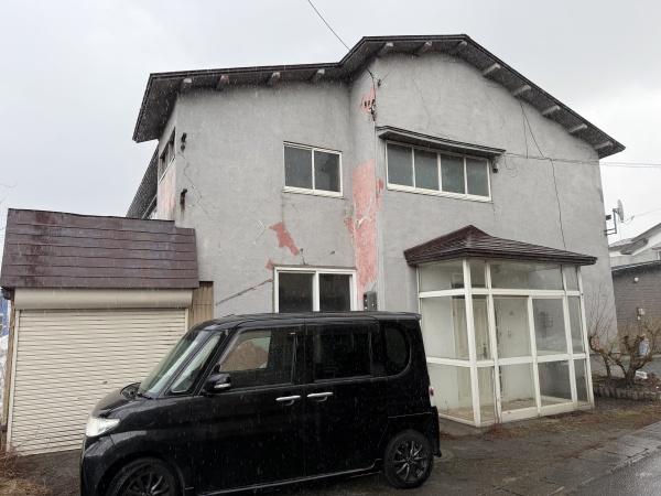 五所川原市字栄町中古住宅