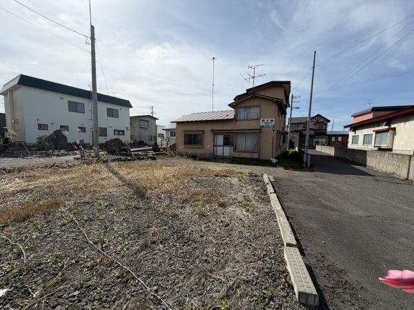 弘前市大字藤代３丁目の土地
