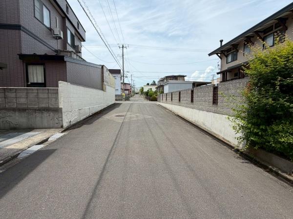弘前市大字桜ケ丘３丁目の中古一戸建て