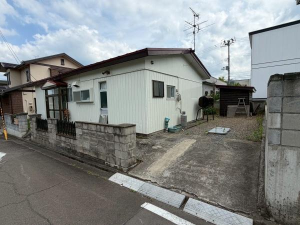 弘前市大字桜ケ丘１丁目の中古一戸建て