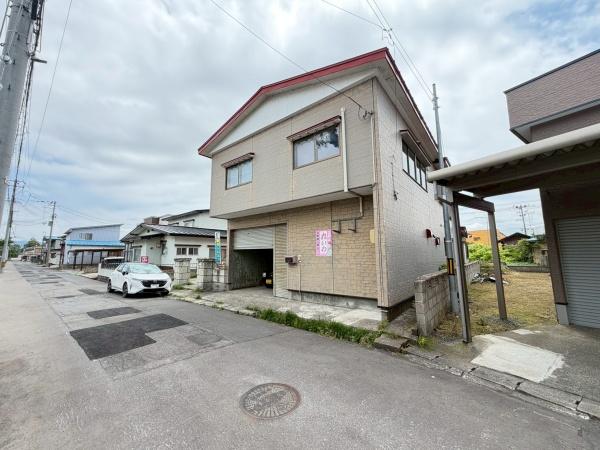 五所川原市松島町8丁目中古住宅