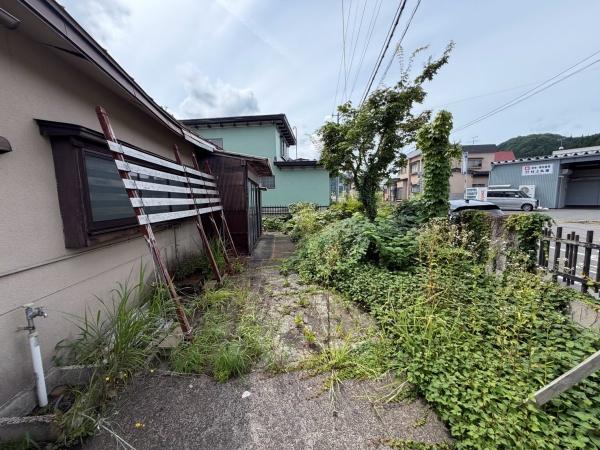 南津軽郡大鰐町大字虹貝字清川土地