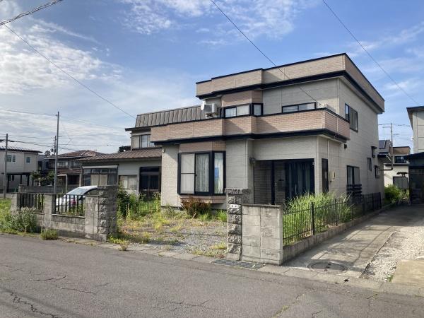 黒石市東新町1丁目中古住宅