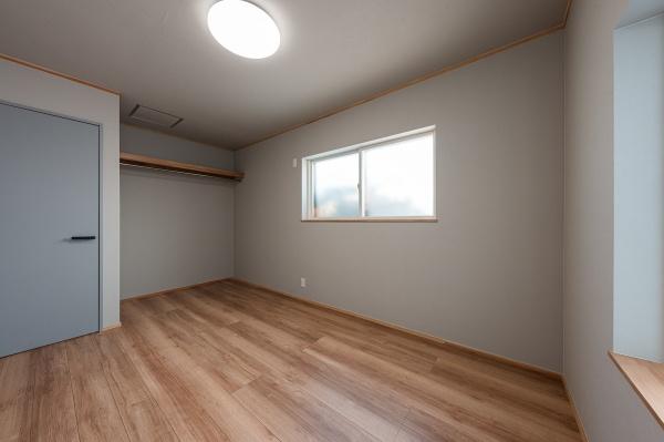 黒石市美原町の中古一戸建て