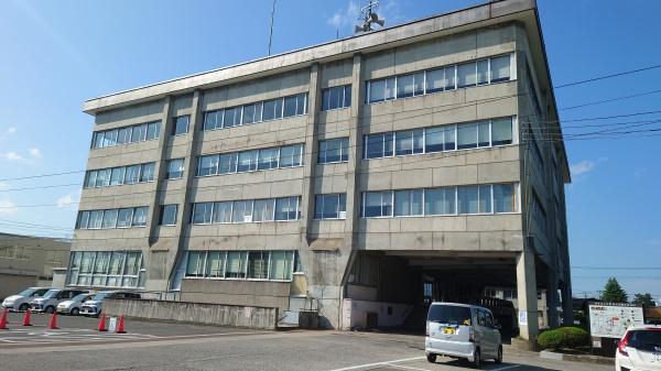黒石市美原町の中古一戸建て(黒石市役所)