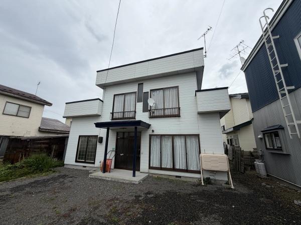 弘前市大字浜の町西2丁目中古住宅