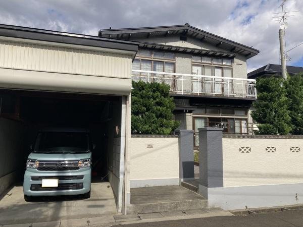 弘前市大字南城西2丁目中古住宅