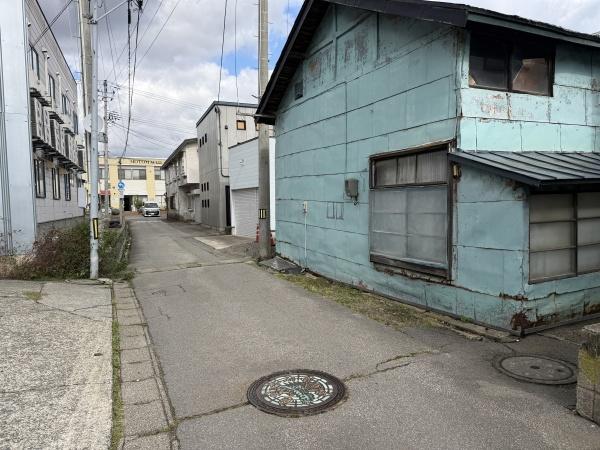 五所川原市字元町の中古一戸建て