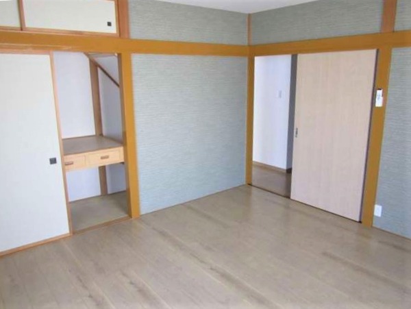 五所川原市大字七ツ館字虫流の中古一戸建て