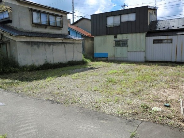 五所川原市字鎌谷町土地