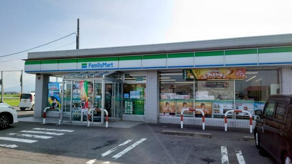 つがる市柏桑野木田福井の土地(ファミリーマートつがる柏広須店)