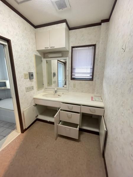 八戸市売市２丁目の中古一戸建て
