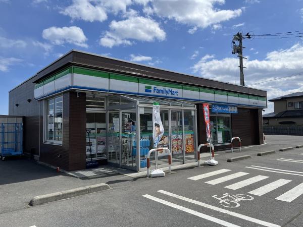 上北郡おいらせ町間木の中古一戸建て(ファミリーマートおいらせ町店)