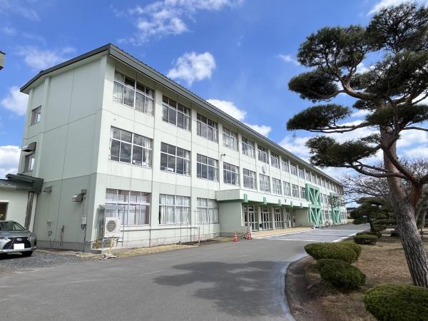 上北郡おいらせ町間木の中古一戸建て(おいらせ町立木内々小学校)