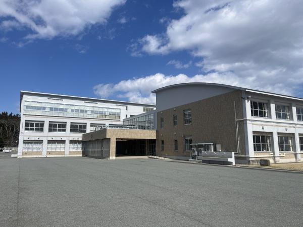 上北郡おいらせ町間木の中古一戸建て(おいらせ町立下田中学校)