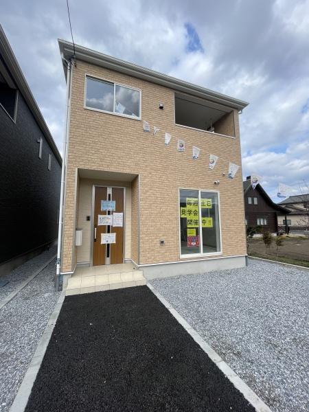 センチュリー21アクト八戸店　　沼館2丁目新築建売住宅2号棟