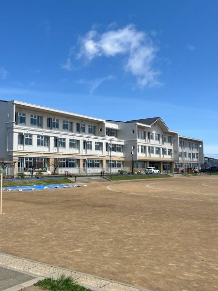 センチュリー21アクト八戸店 南類家1丁目新築建売住宅1号棟(八戸市立柏崎小学校)