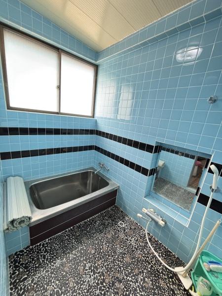 三沢市三川目３丁目の中古一戸建て