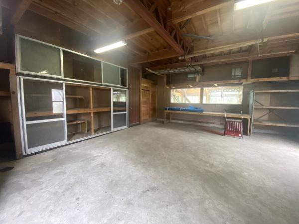 三沢市三川目３丁目の中古一戸建て