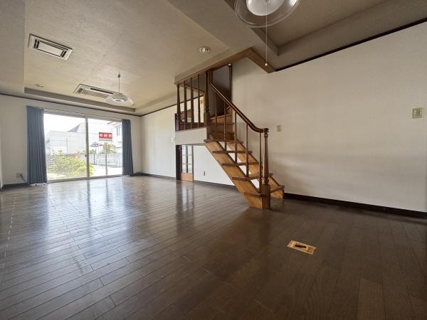 センチュリー21アクト八戸店　十和田市西三番町中古住宅