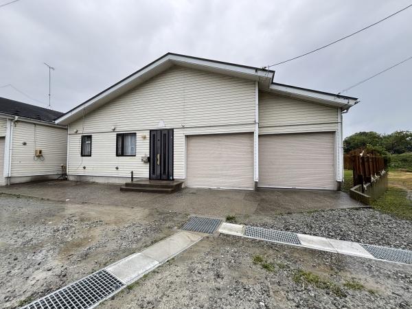 センチュリー21アクト八戸店　おいらせ町鶉久保山中古住宅