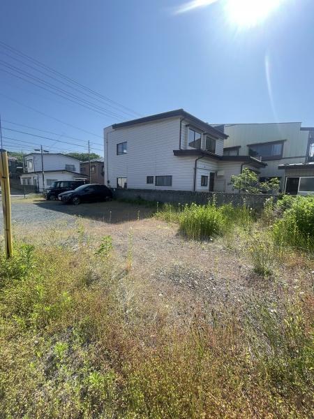 八戸市大字白銀町字三島下の土地