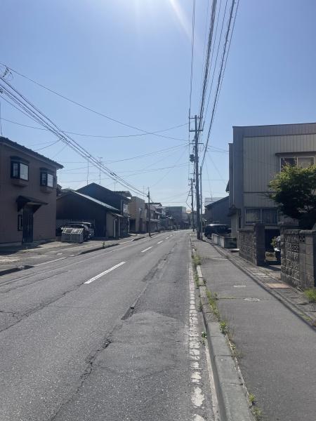八戸市大字白銀町字三島下の土地