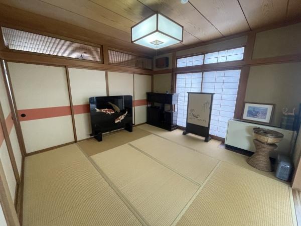 十和田市西十二番町の中古一戸建て