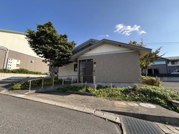センチュリー21アクト八戸店　三沢市栄町3丁目中古住宅