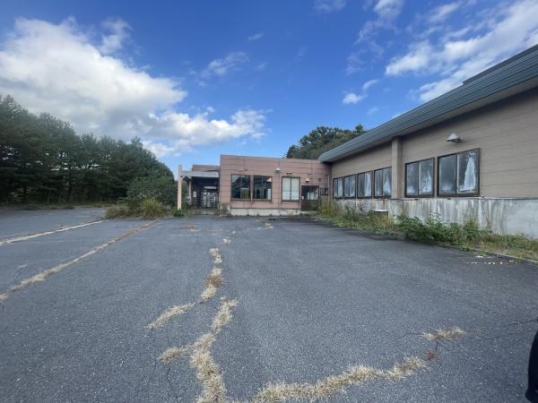 センチュリー21アクト八戸店 三沢市花園町5丁目 温泉施設(駐車場)