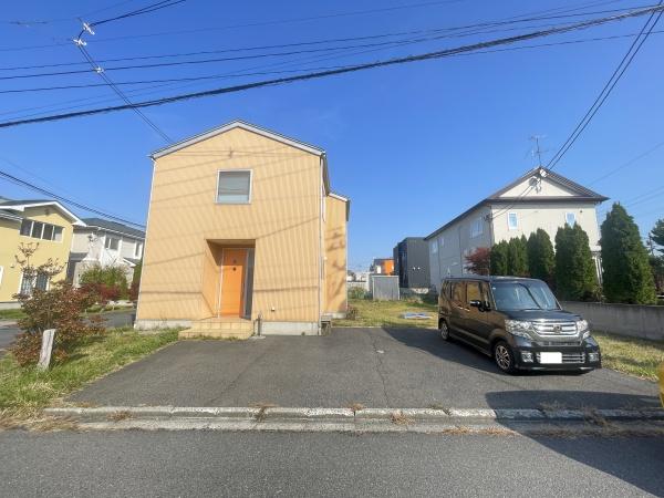 上北郡六戸町小松ケ丘3丁目の中古一戸建て(駐車場)