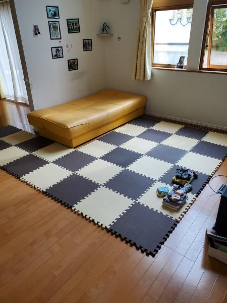 上北郡六戸町小松ケ丘3丁目の中古一戸建て(リビング)