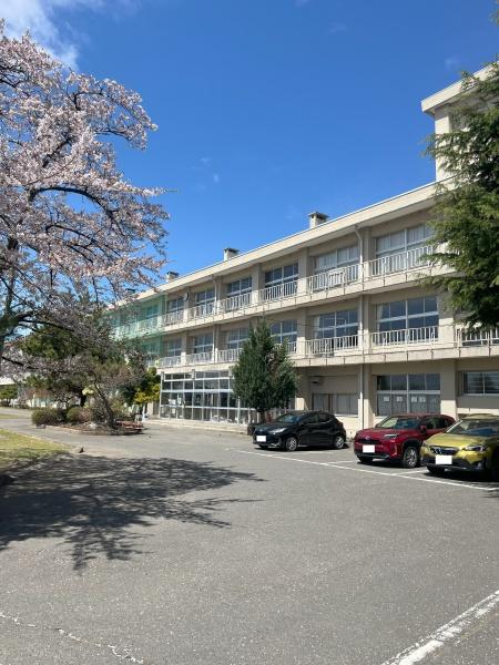 八戸市青葉２丁目の中古一戸建て(八戸市立小中野中学校)