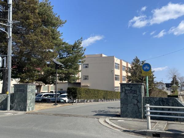 三沢市松園町１丁目の土地(三沢市立木崎野小学校)