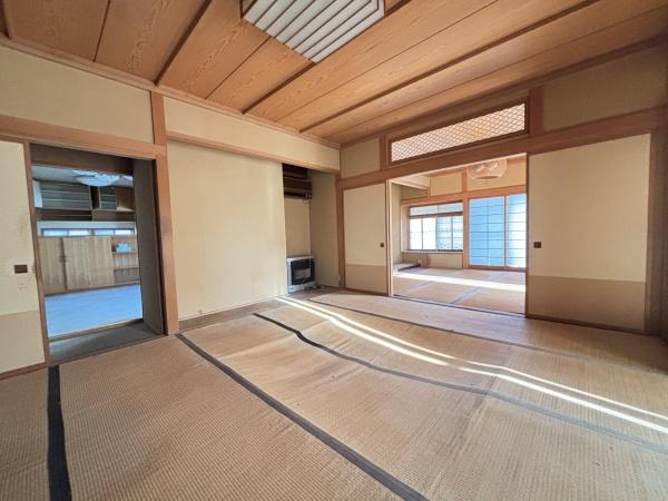 八戸市大字白銀町字中平の中古一戸建て