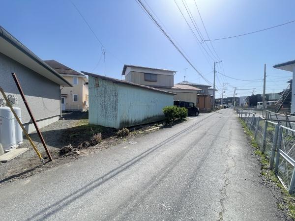 センチュリー21アクト八戸店　八戸市尻内町鴨ヶ池　土地