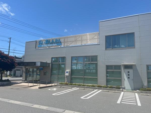 八戸市大字中居林字狐森の土地(青い森信用金庫中居林支店)