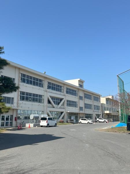 八戸市下長６丁目の中古一戸建て(八戸市立下長中学校)