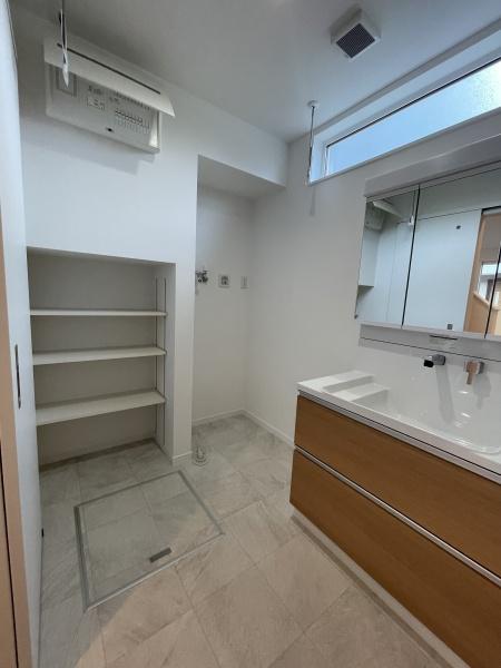 センチュリー21アクト八戸店　江陽1丁目D棟　建売住宅