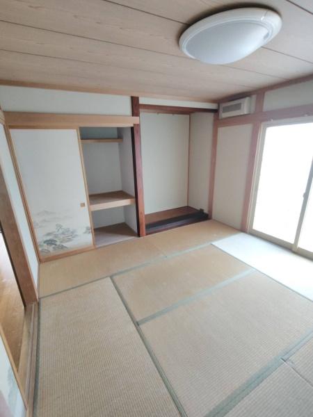 上北郡六戸町小松ケ丘１丁目の中古一戸建て