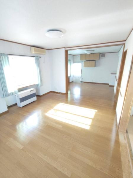 センチュリー21アクト八戸店　六戸町小松ヶ丘　中古住宅
