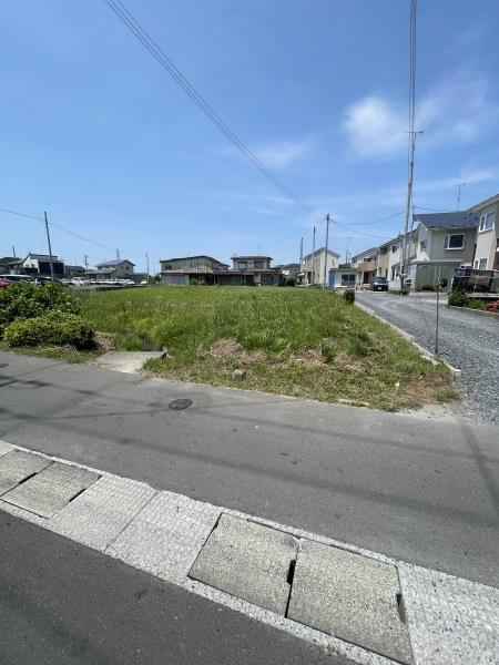 八戸市大字長苗代字窪田の土地