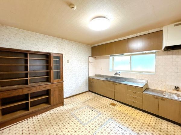 八戸市江陽４丁目の中古一戸建て