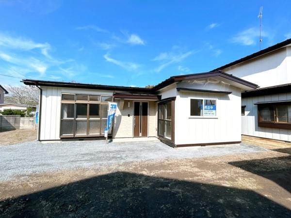 センチュリー21アクト八戸店　鮫町字西子沢　中古住宅